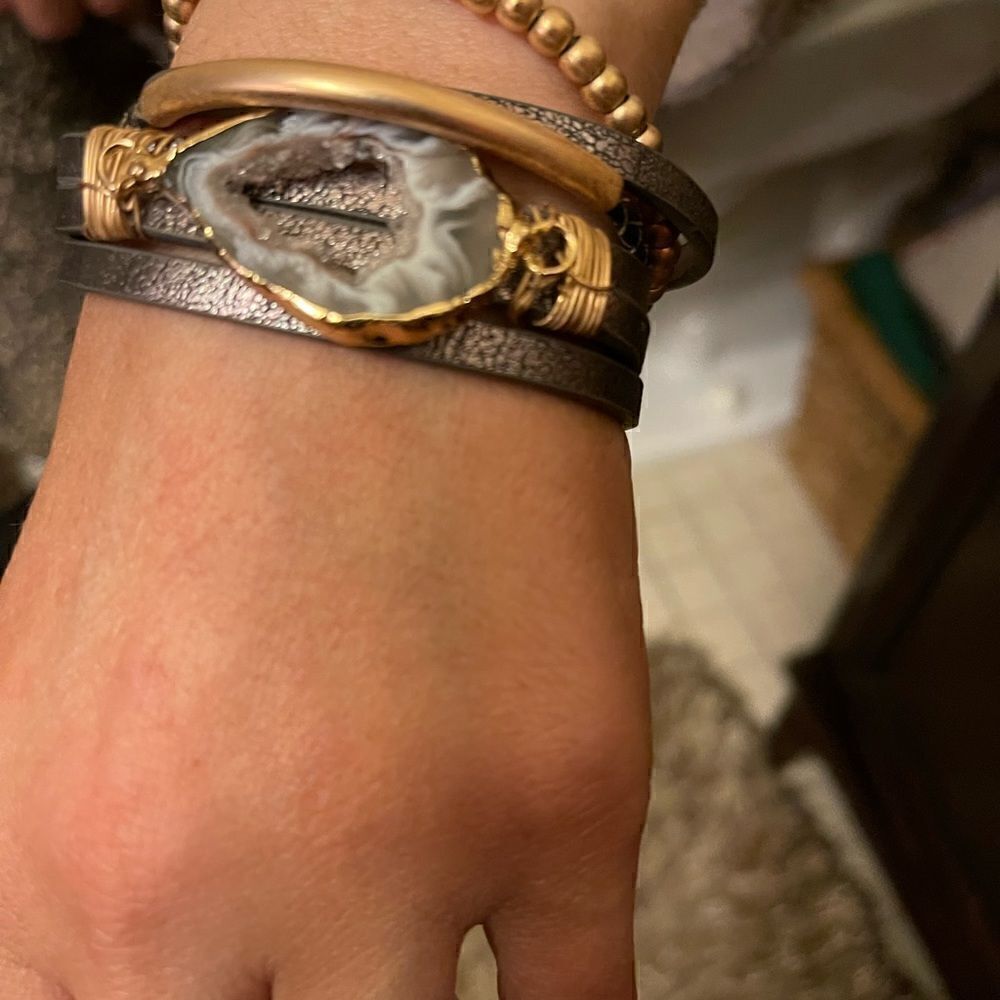 Saachi Optical Stacked Leather Boho Bracelet w/druzy smoky quartz magnetic - Picture 9 of 14